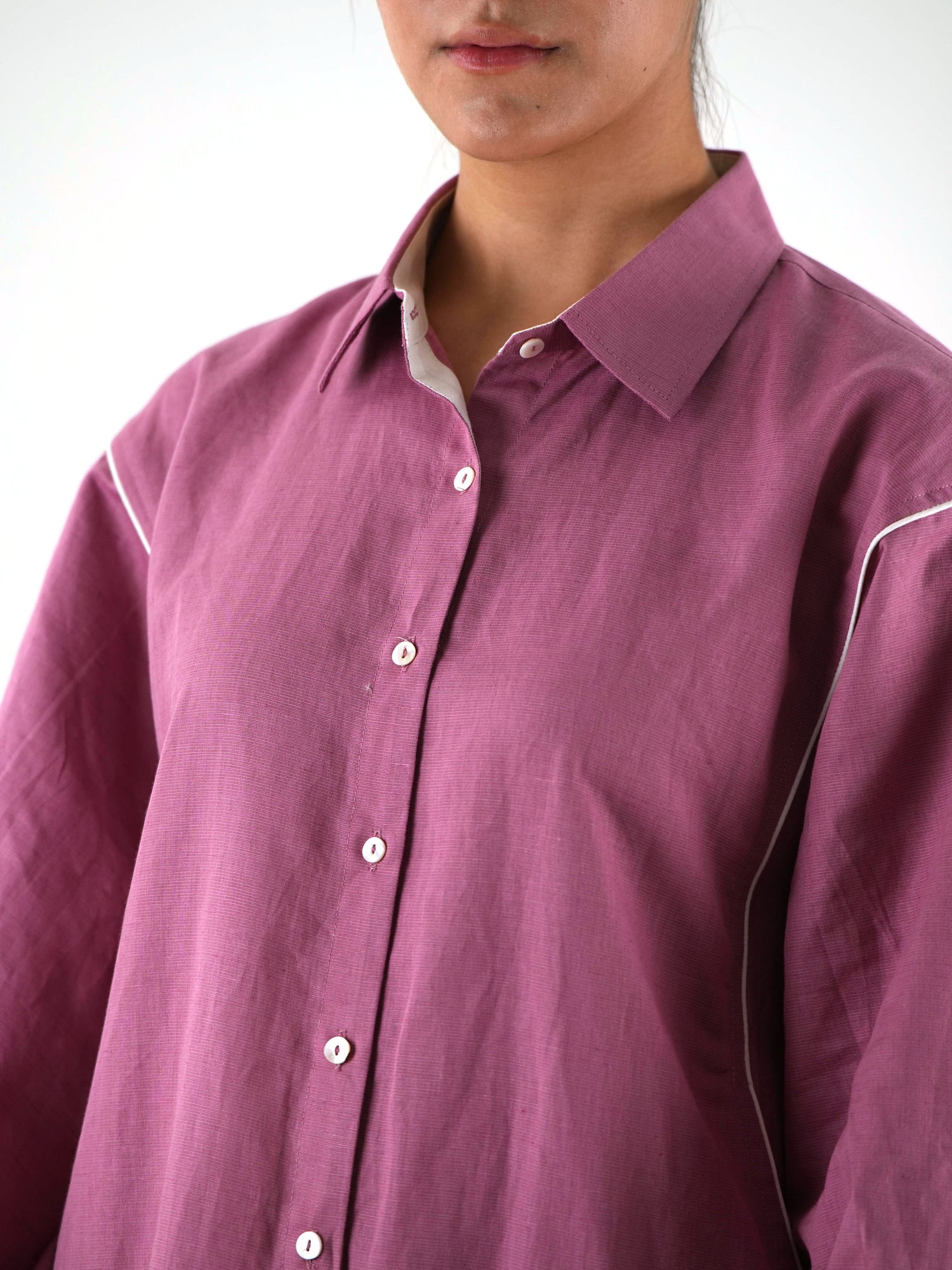 White Piping kurta Pants Set - Mauve Linen