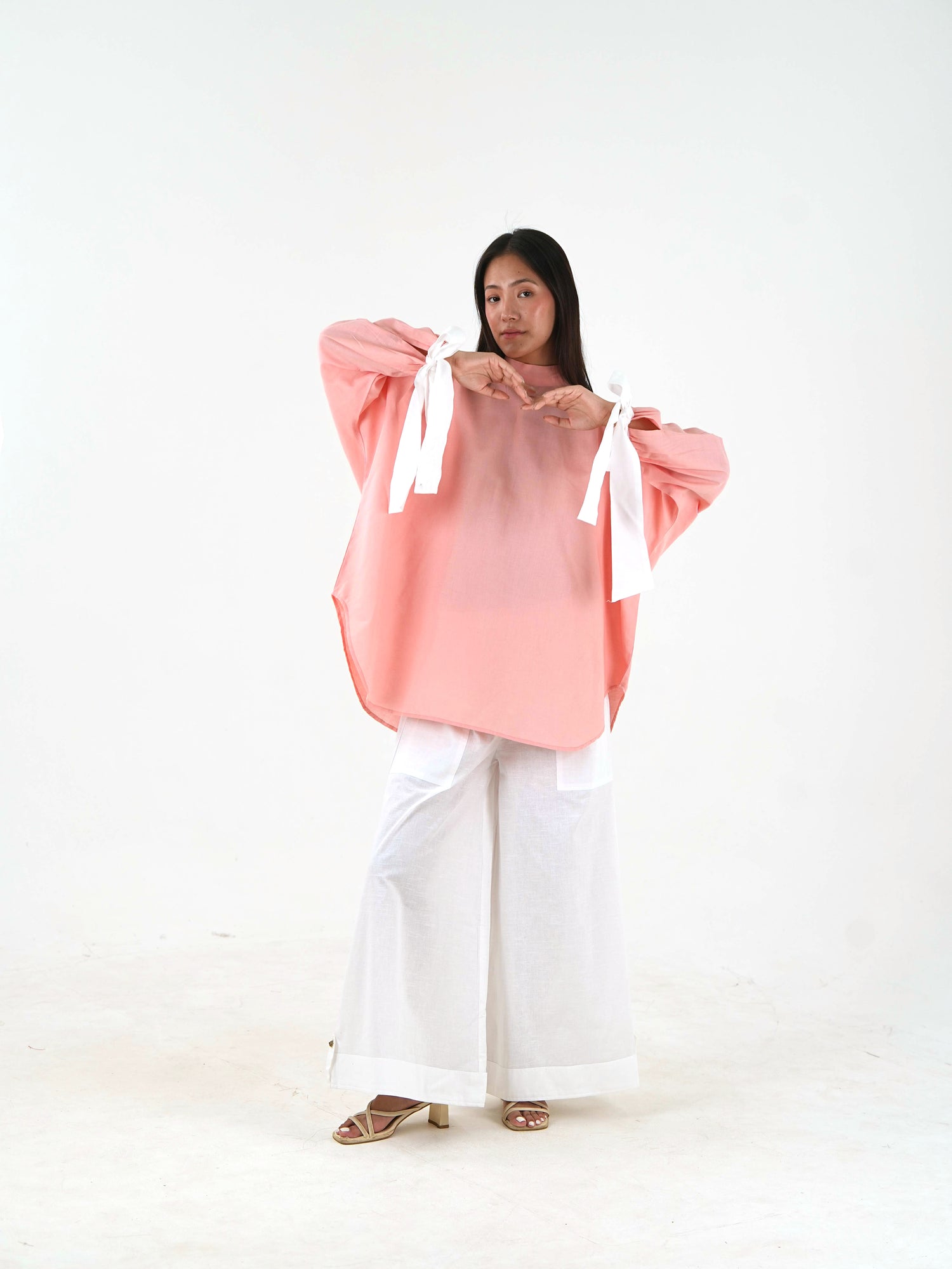 Round Neck Set - Pastel Pink Linen