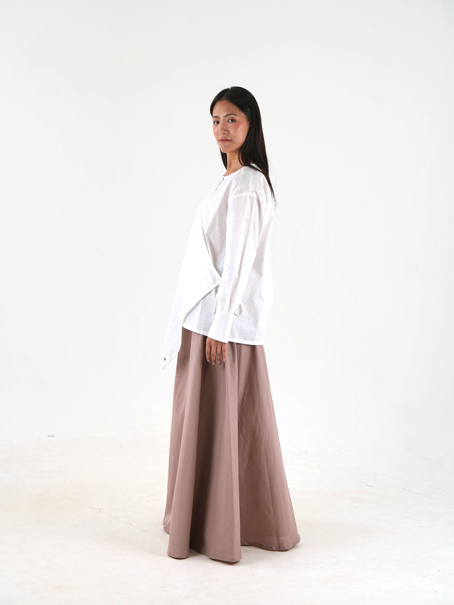 Asymmetric Set - Off White Linen