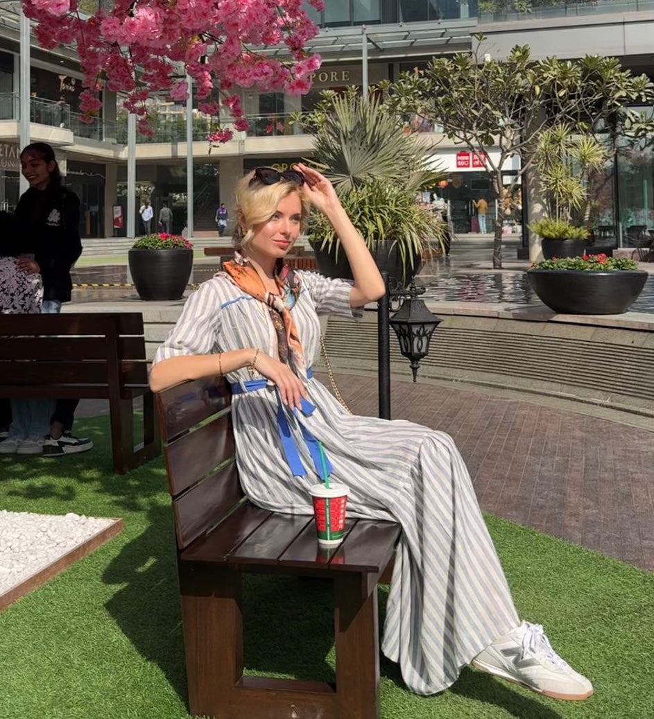 Tiered, flared skirt of the striped cotton midi dress