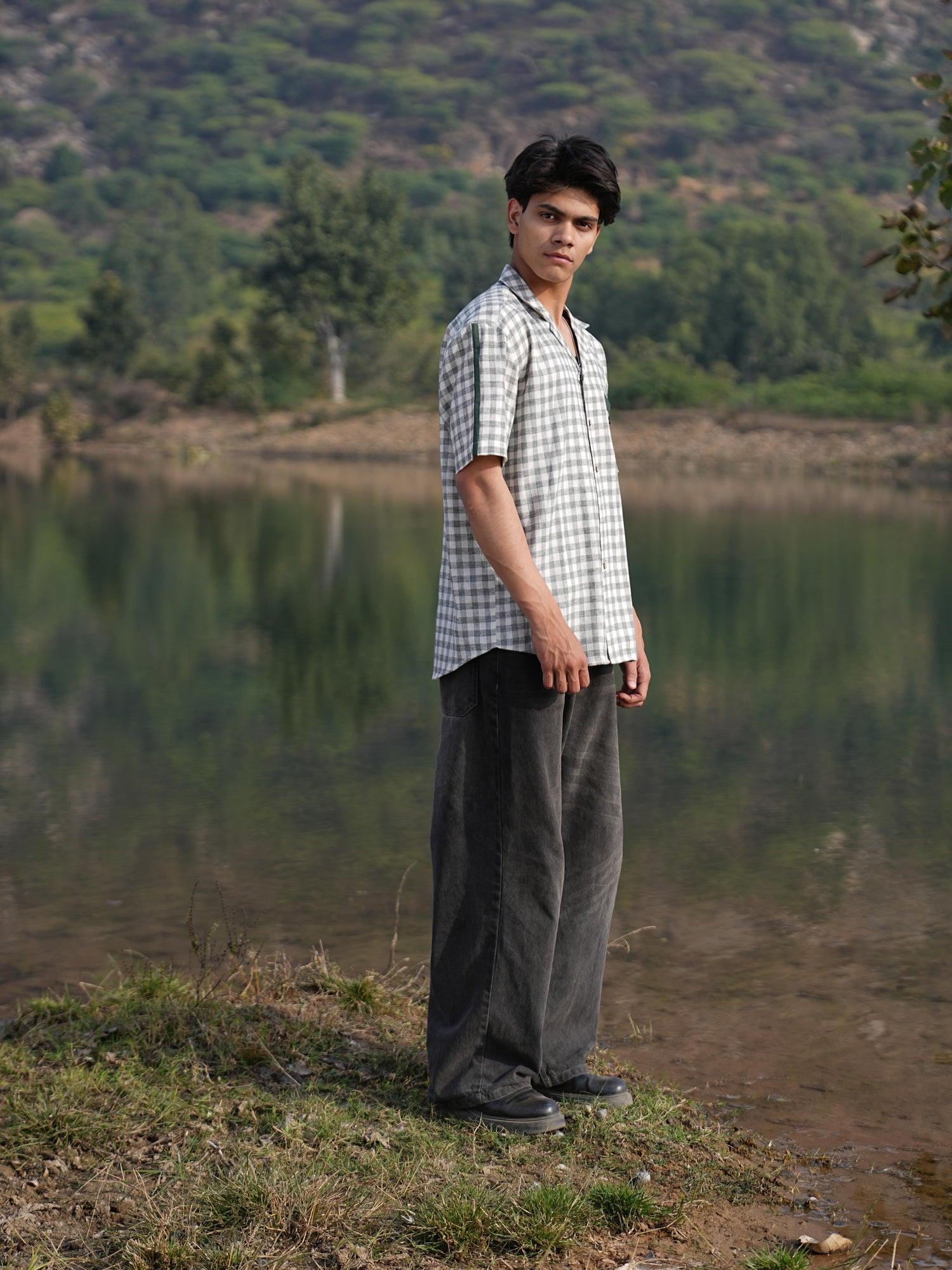 Sutra Camp Collar Check Shirt