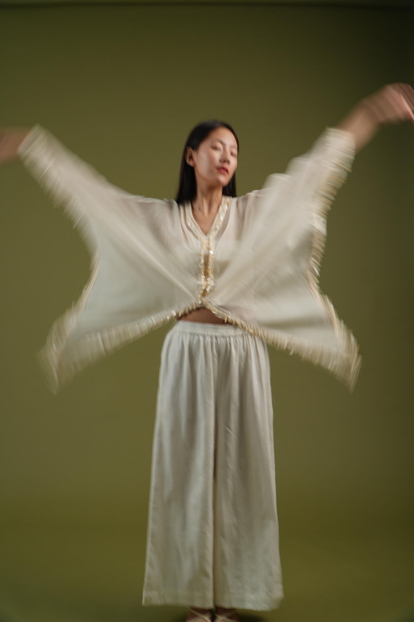 Vanshitaaz Ivory Harmony Cape Set