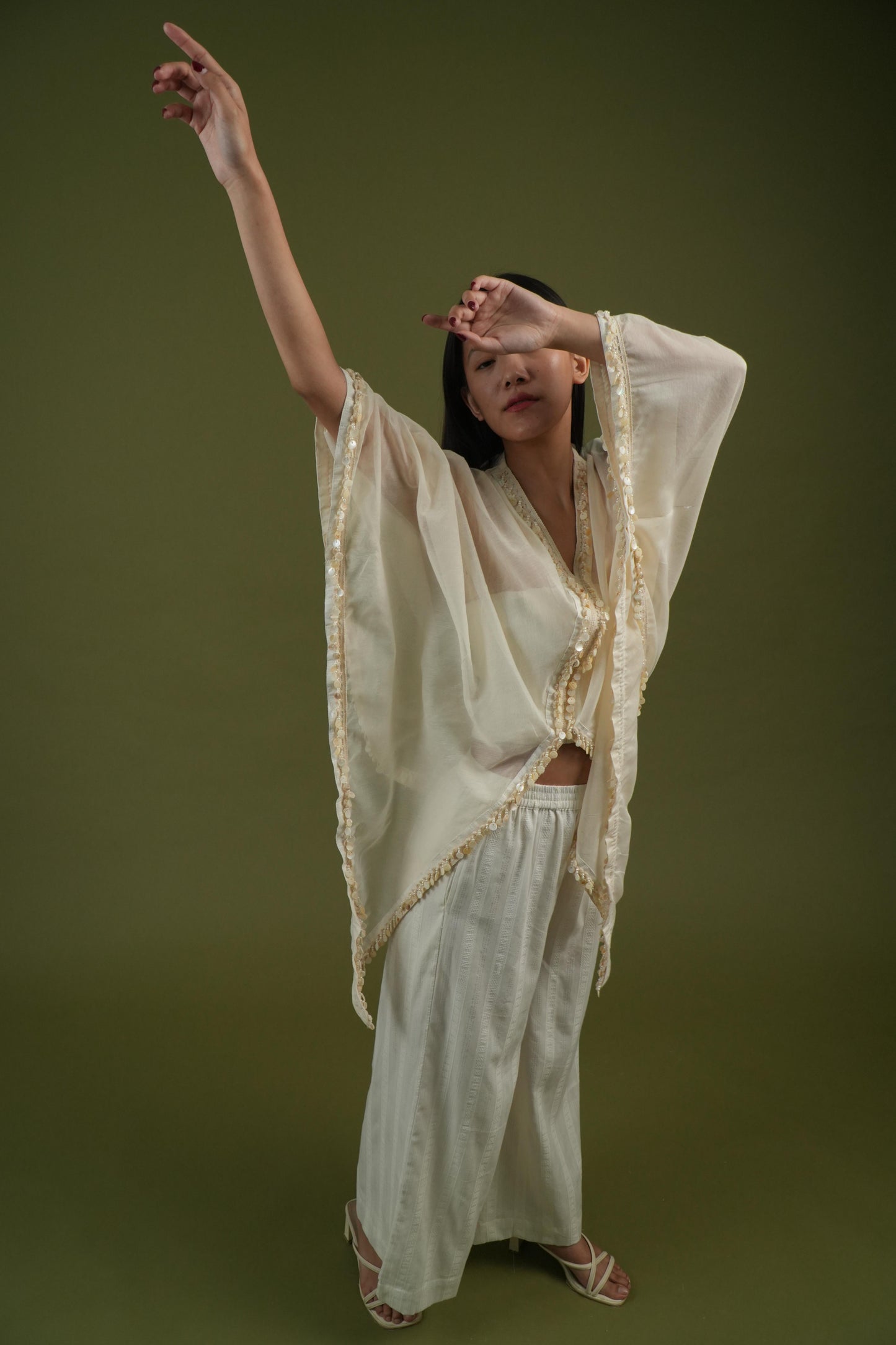 Vanshitaaz Ivory Harmony Cape Set