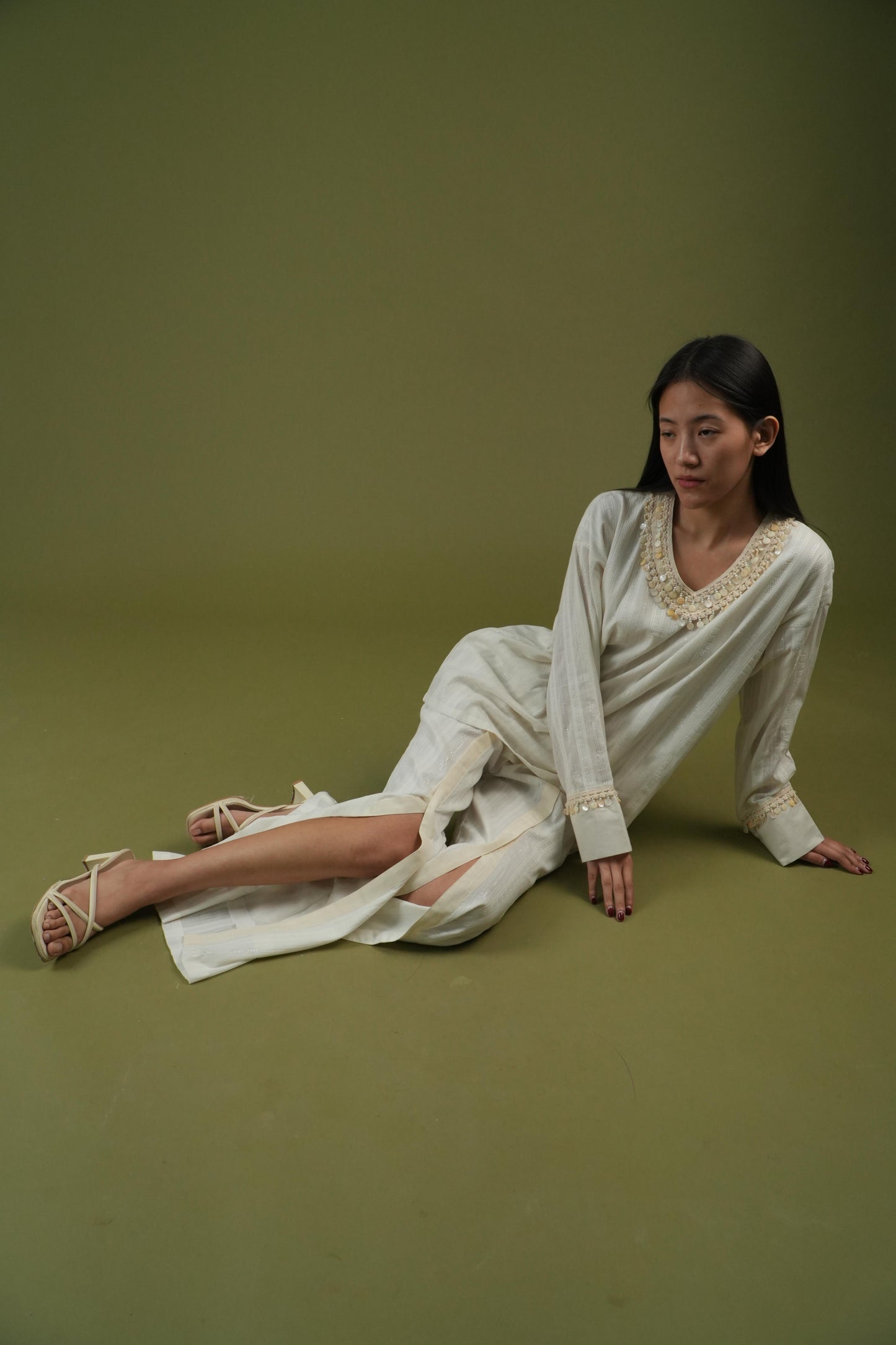 Vanshitaaz Ivory Essence Embroidered Tunic & Slit Pants Set