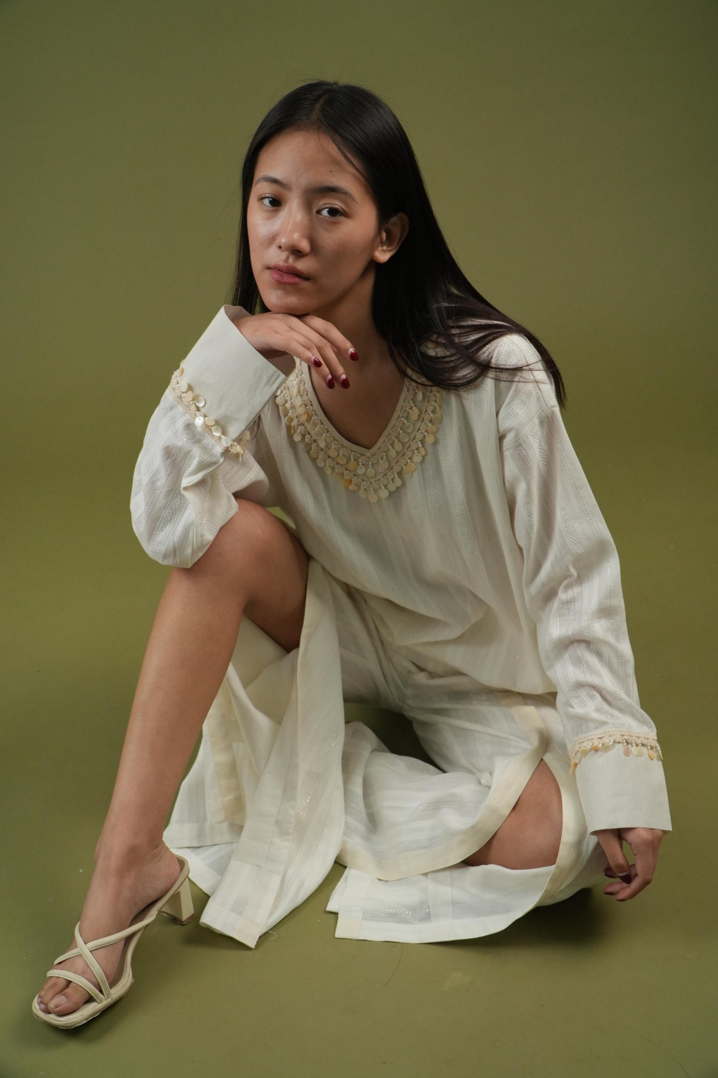 Vanshitaaz Ivory Essence Embroidered Tunic & Slit Pants Set