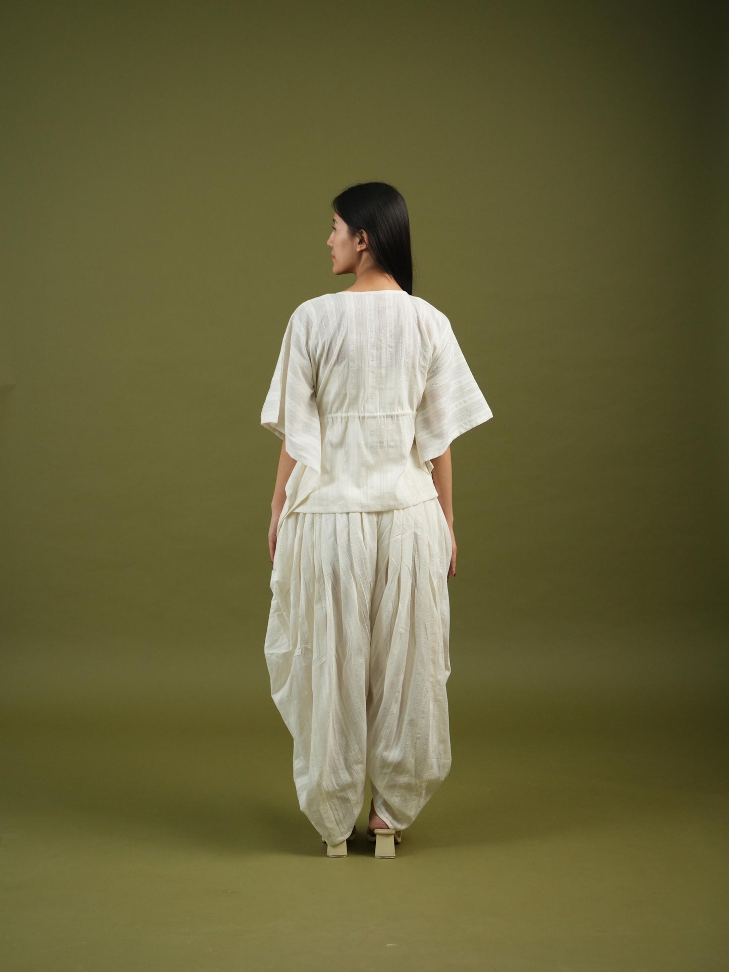 Vanshitaaz Ivory Serenity Drape Set