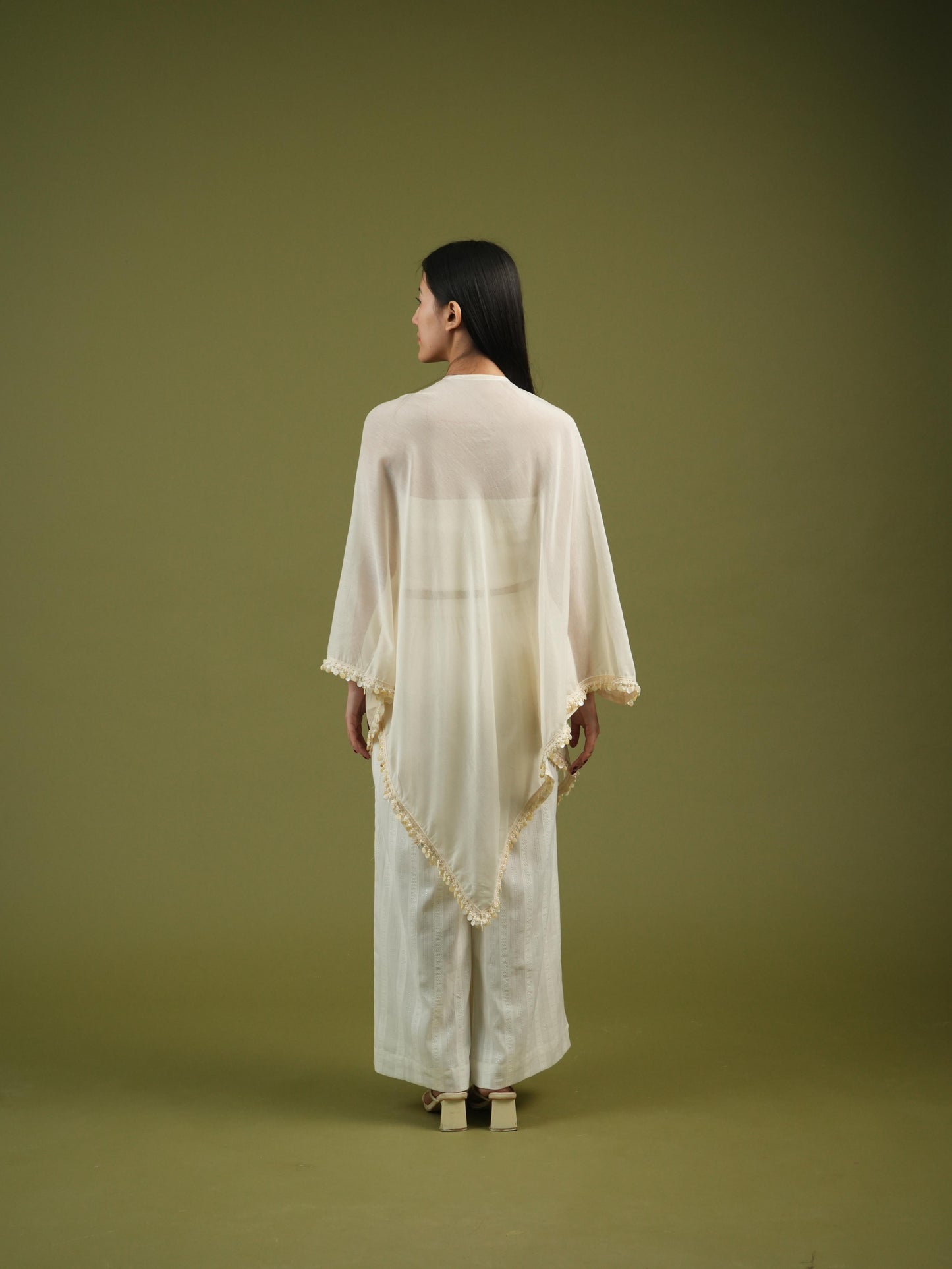 Vanshitaaz Ivory Harmony Cape Set
