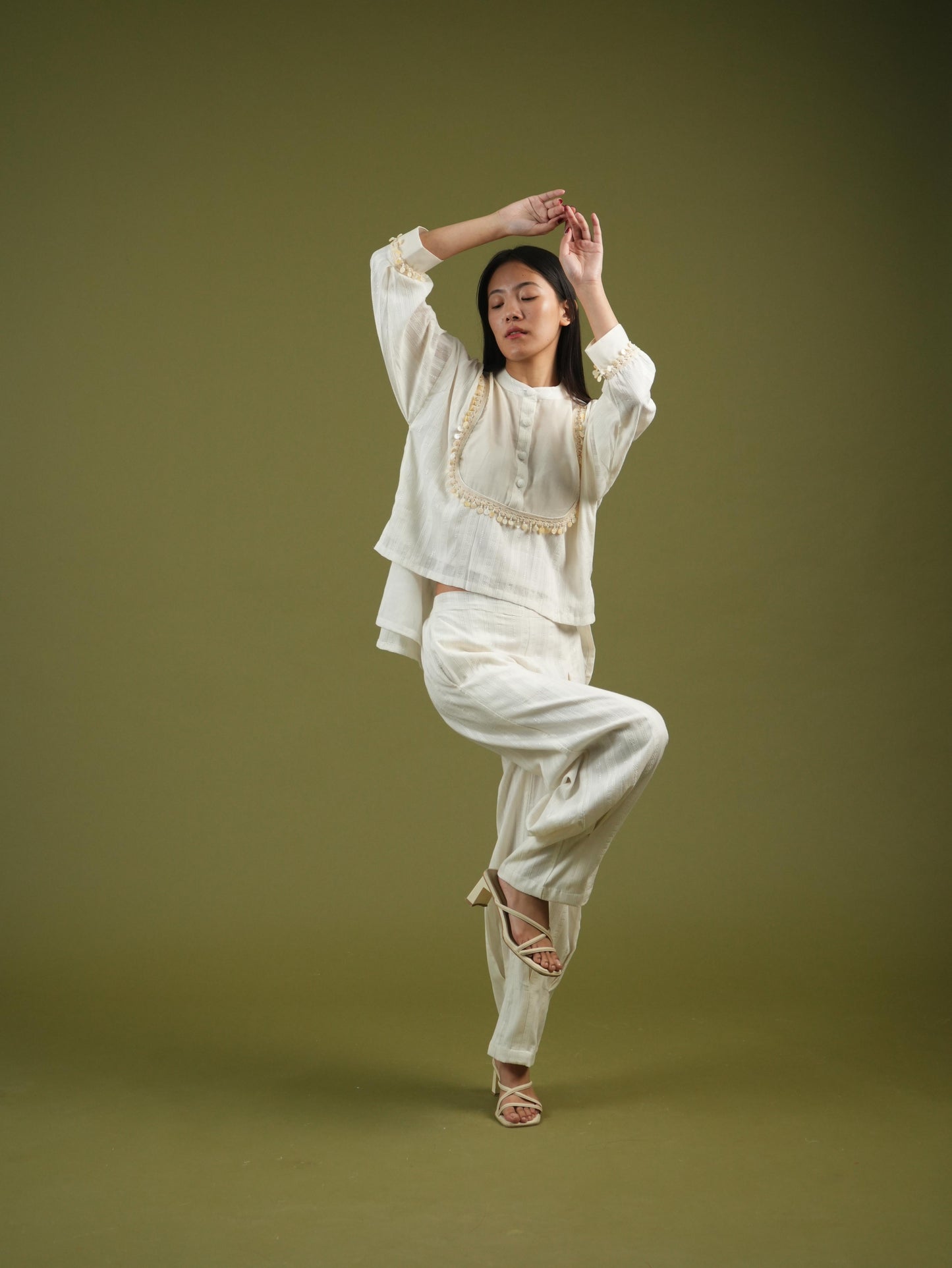 Vanshitaaz Ivory Grace Embroidered Shirt & Pleated Pants Set