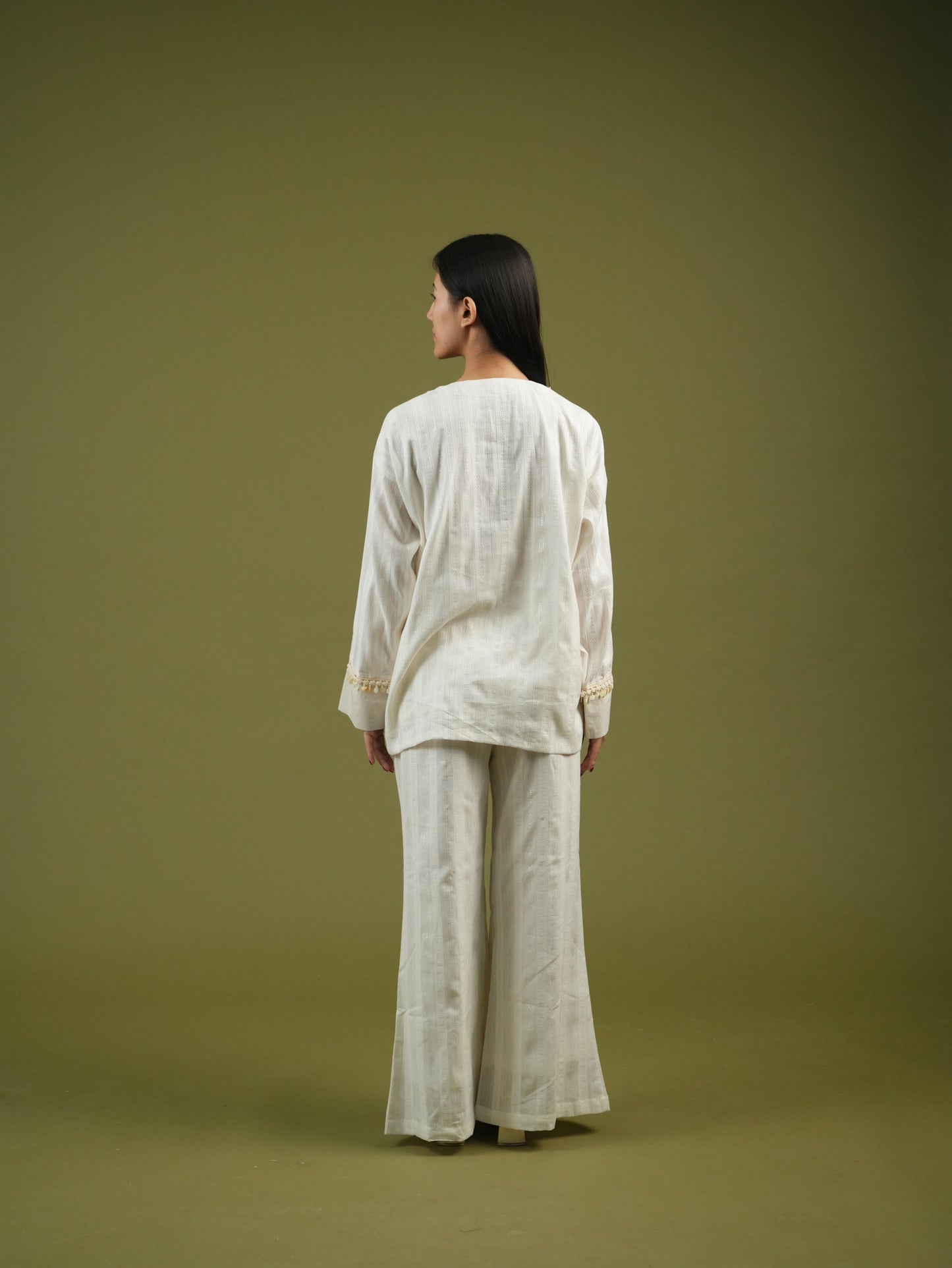 Vanshitaaz Ivory Essence Embroidered Tunic & Slit Pants Set