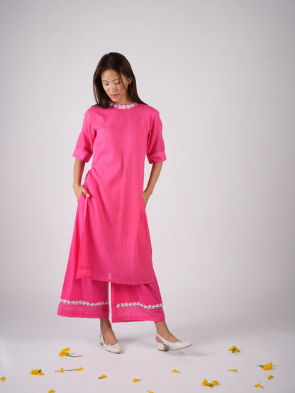Embroidered Punch Pink kurta-pant with Scrunchies