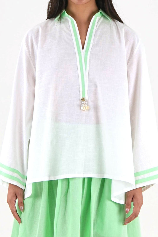 Contrast Trim Top - White Relaxed Fit