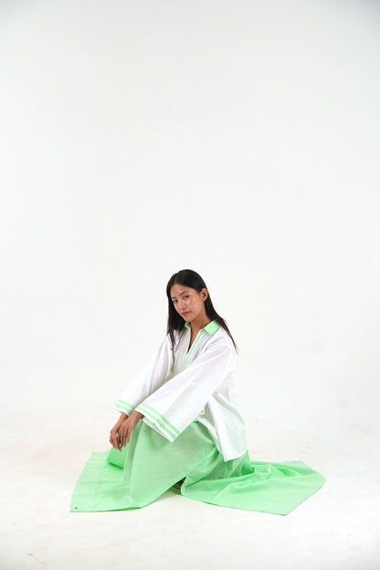 Contrast Trim Linen Top - White Relaxed Fit
