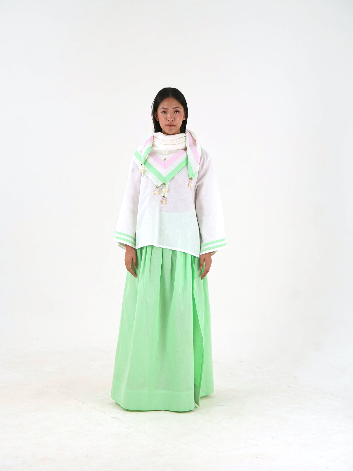 Contrast Trim Linen Top - White Relaxed Fit