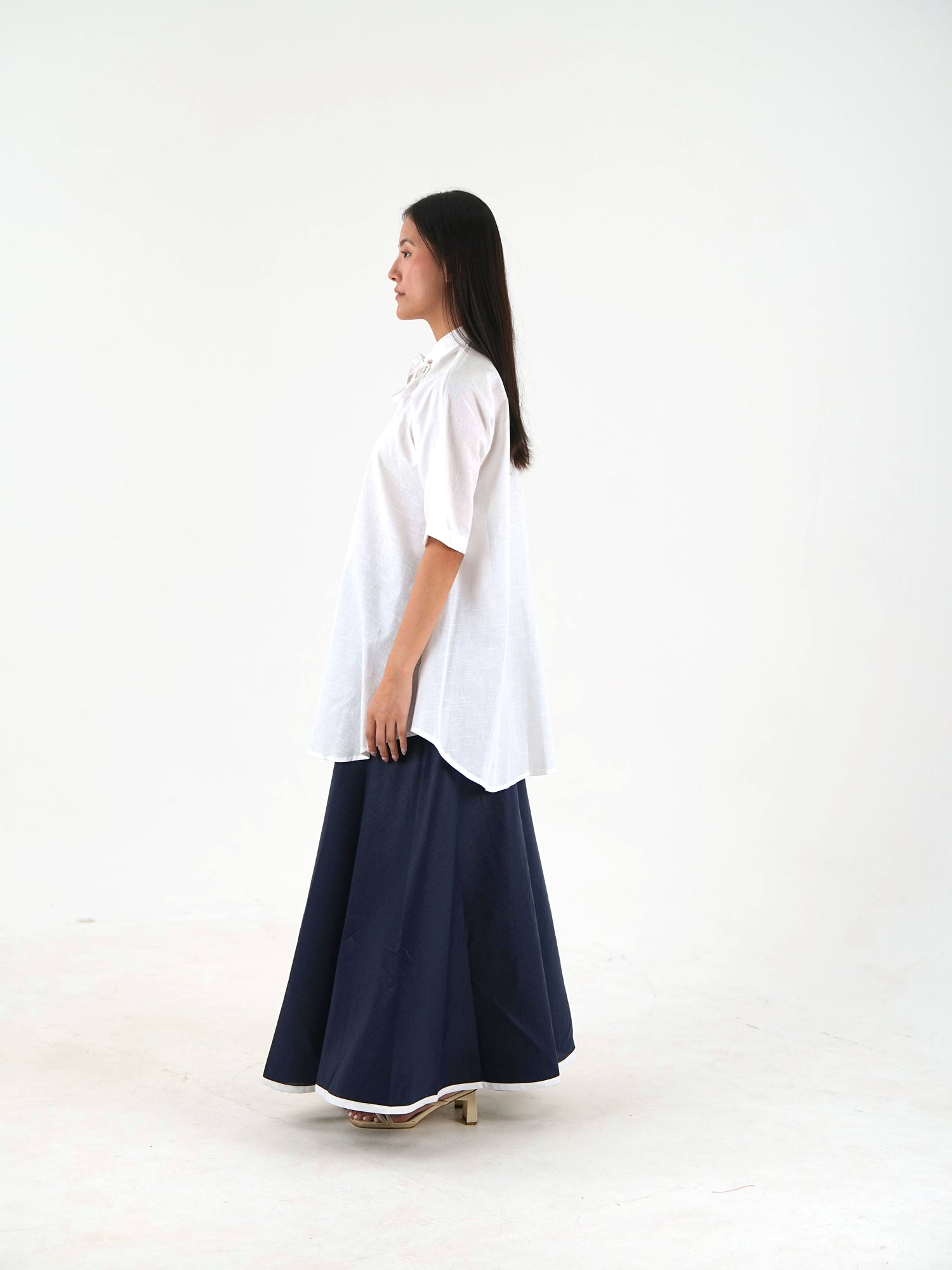 Flared Hem Wide Leg Pant - Navy Blue Linen
