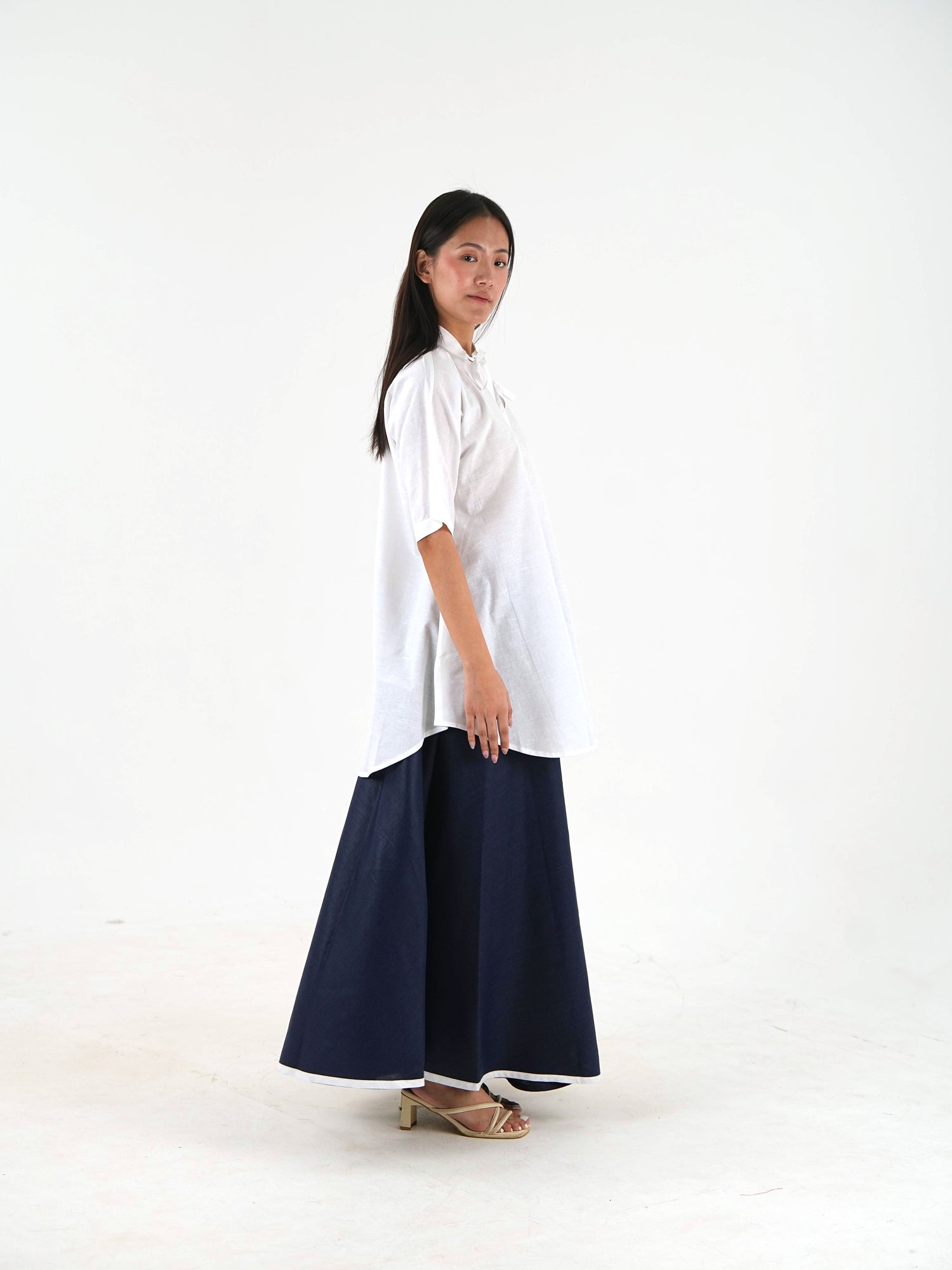 Flared Hem Wide Leg Pant - Navy Blue Linen