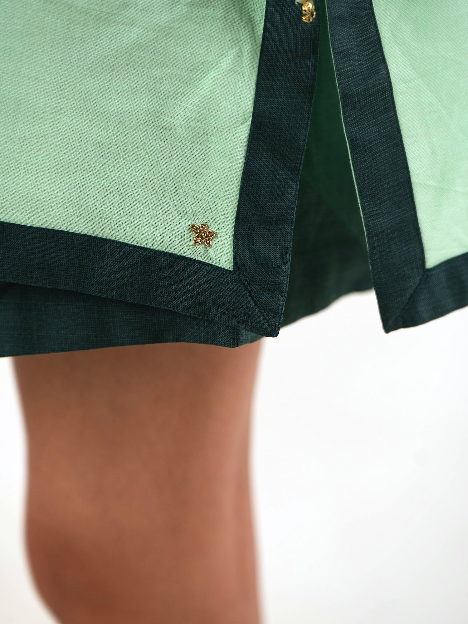 Straight Cut Linen Shorts - Dark Green