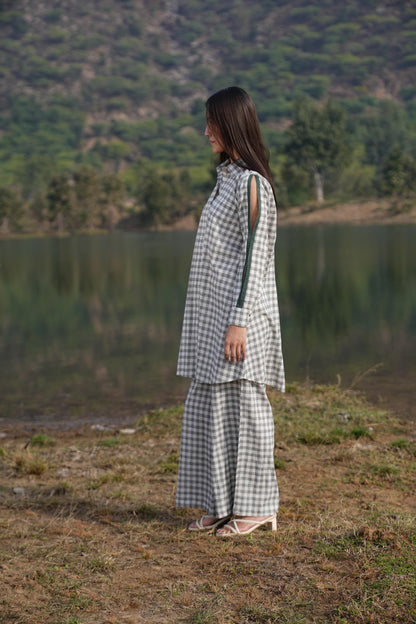 sutra a-line co-ord

a-line co-ord set

sutra matching set

two-piece outfit

casual co-ord set

sutra co-ord set

a-line skirt co-ord

everyday co-ord outfit