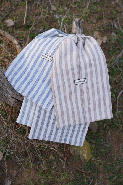 sutra breeze pouch

daily kit pouch

travel essentials pouch

travel pouch bag

everyday essentials pouch

multipurpose travel pouch

compact travel pouch

toiletry pouch