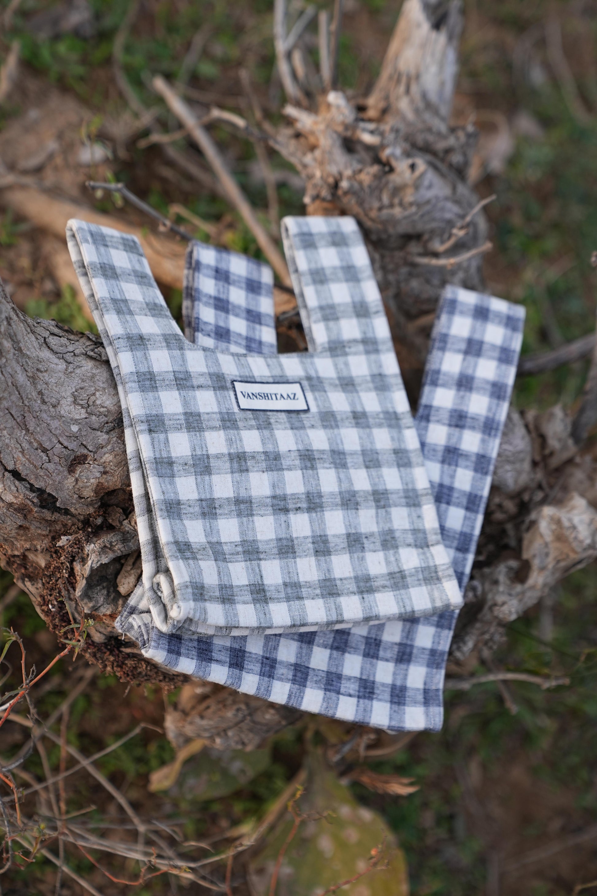 “Sutra Cube Tote Bag”

“Sutra Cube Tote Bag travel essentials bag”

“Sutra Cube Tote Bag daily kit organizer”

“Sutra Cube Tote Bag multipurpose tote”

“Sutra Cube Tote Bag compact travel pouch”

“Sutra Cube Tote Bag everyday essentials bag”

“Sutra Cube Tote Bag tote for toiletries and grooming”

“Sutra Cube Tote Bag small organizer tote”