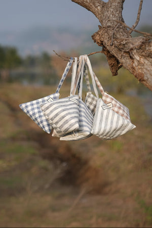 “Sutra Breeze Pouch”

“Sutra Breeze Pouch travel essentials bag”

“Sutra Breeze Pouch daily kit pouch”

“Sutra Breeze Pouch for travel and daily use”

“Sutra Breeze Pouch compact travel pouch”

“Sutra Breeze Pouch multipurpose pouch”

“Sutra Breeze Pouch toiletry pouch”

“Sutra Breeze Pouch essentials organizer”