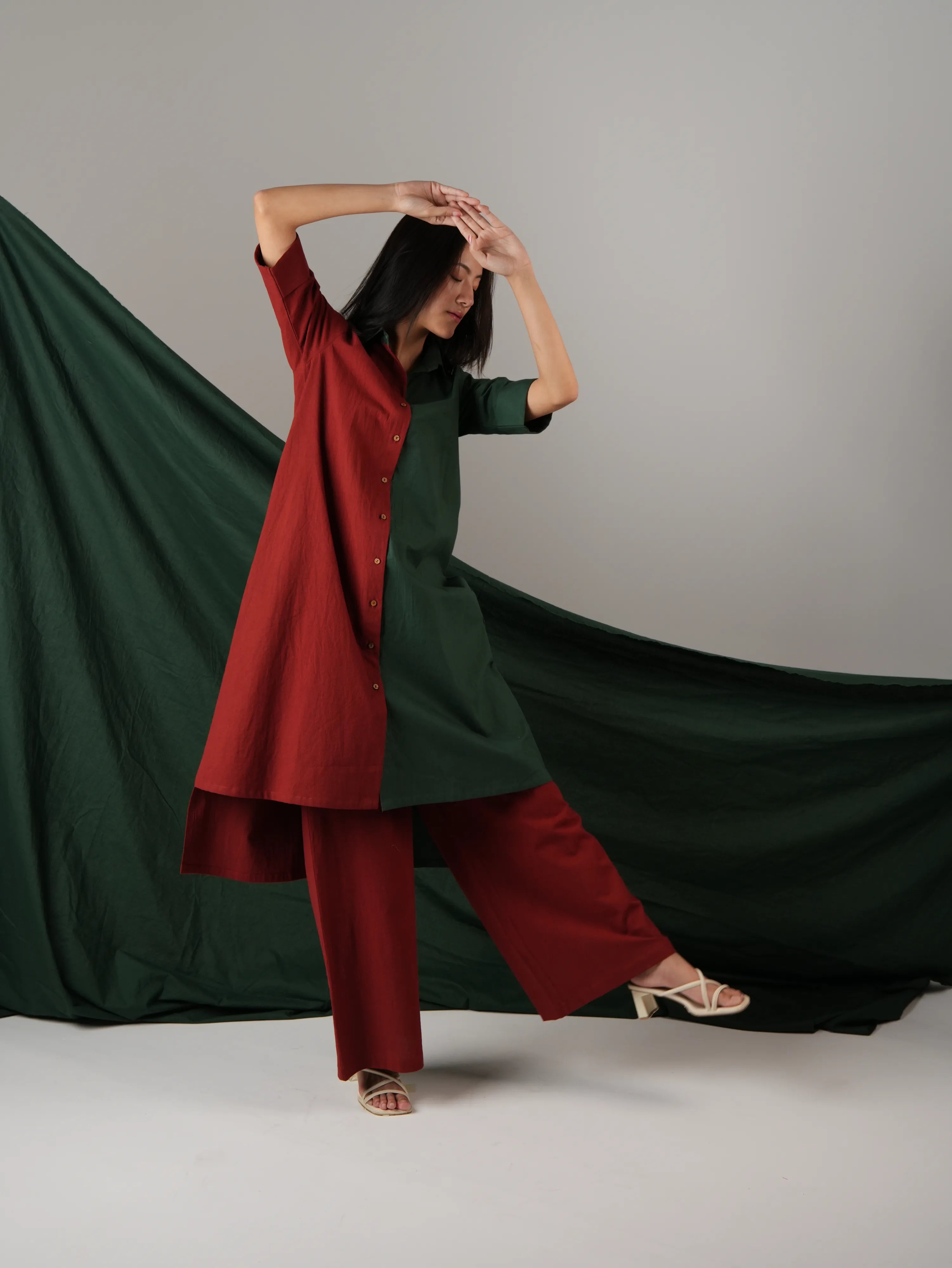 Vanshitaaz Blood Red & Dark Green Cotton Co-ord set