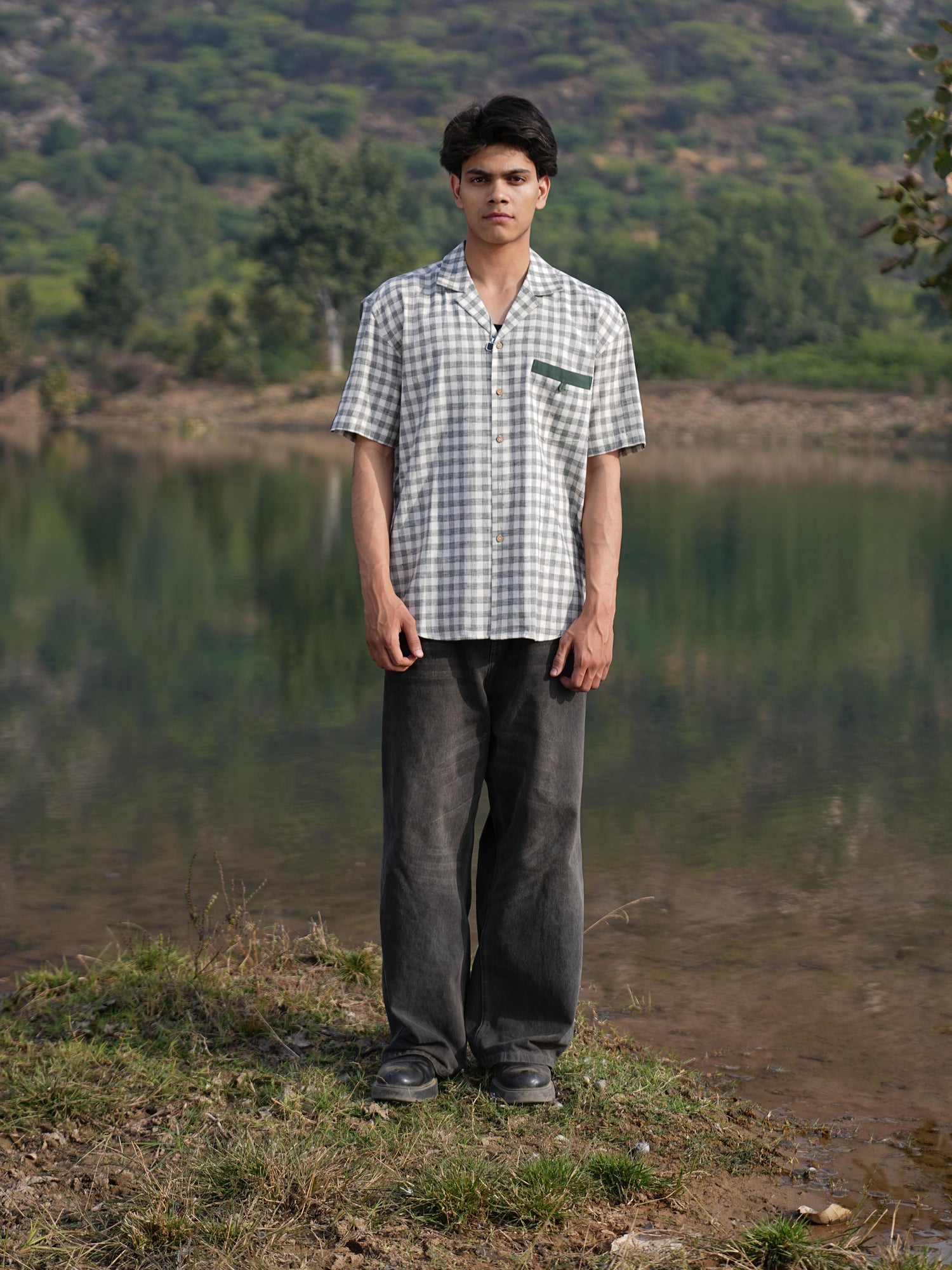 Sutra Camp Collar Check Shirt