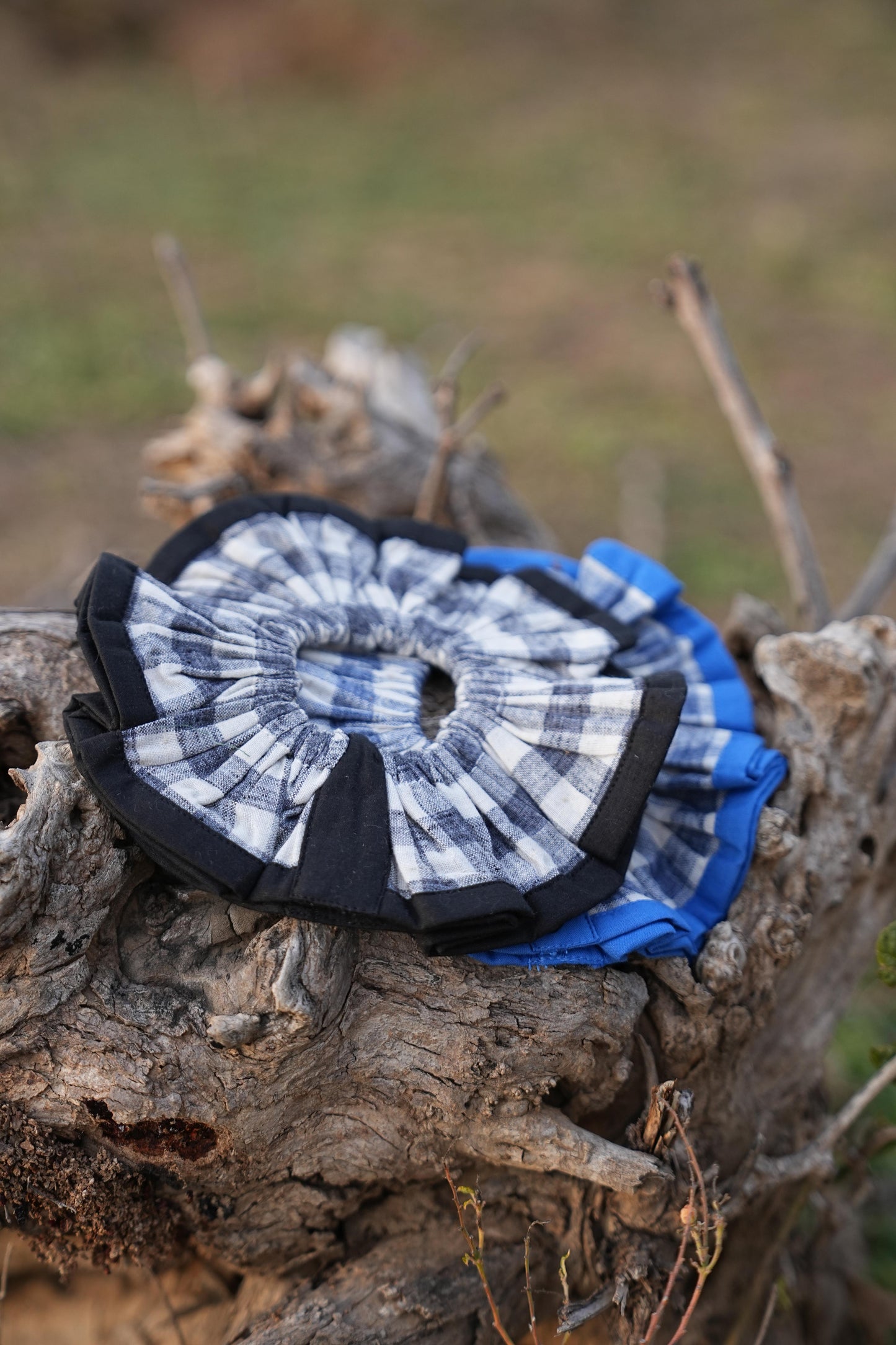 Sutra Check Scrunchies