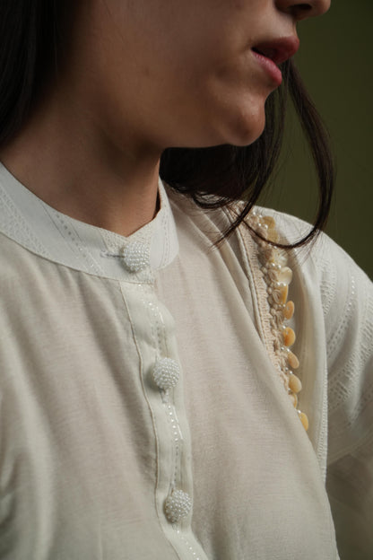 Vanshitaaz Ivory Grace Embroidered Shirt & Pleated Pants Set