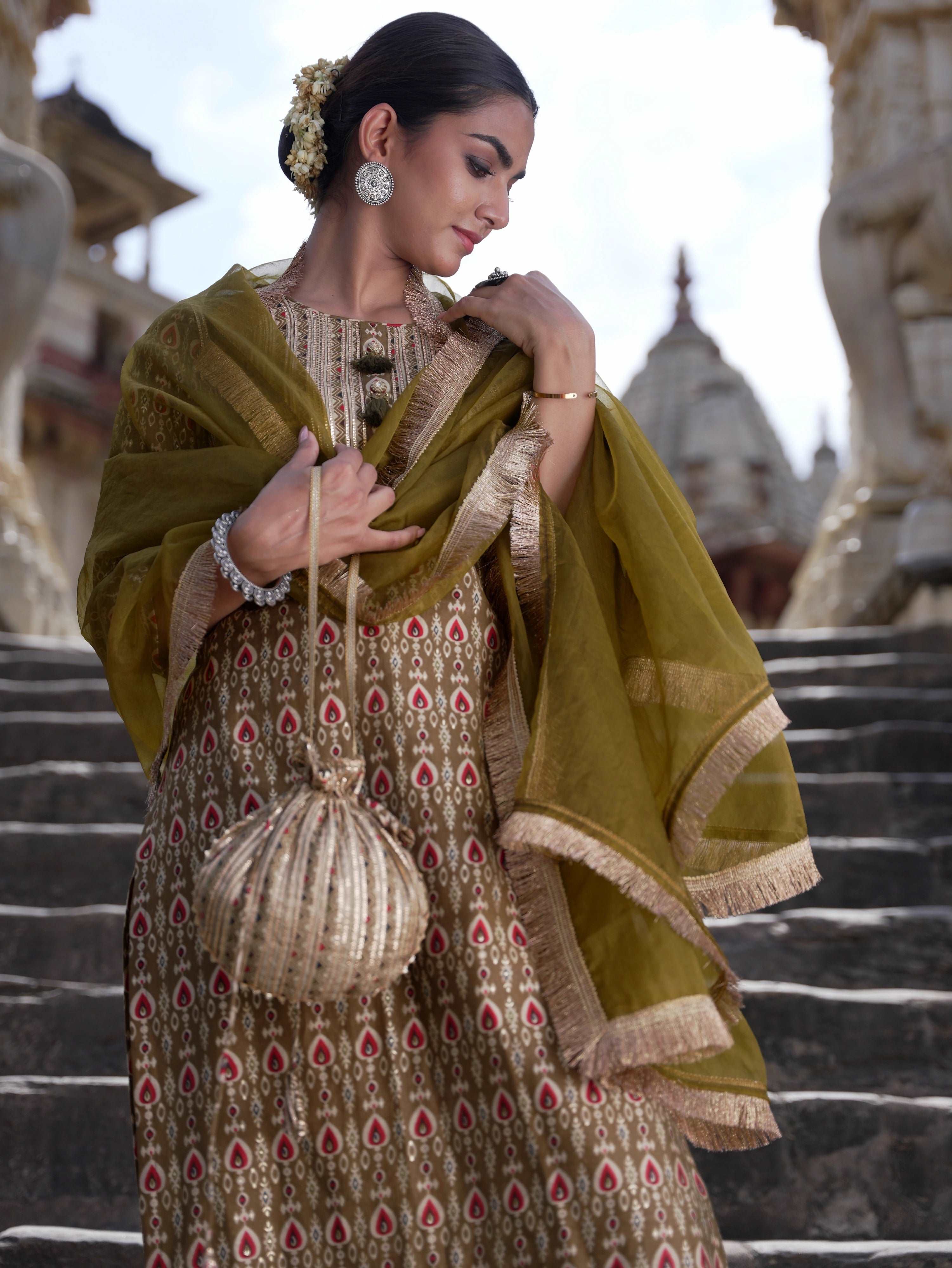 Potli bag | Velvet dress designs, Bridal anarkali suits, Pakistani dress  design